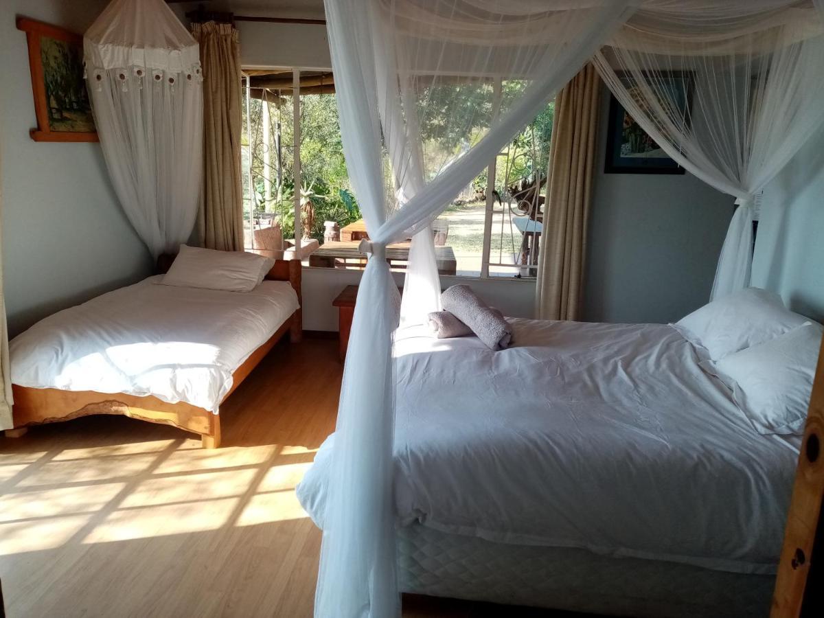 Bushwhacked Barberton Hotell Exteriör bild