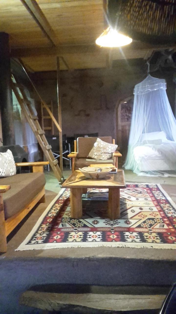 Bushwhacked Barberton Hotell Exteriör bild