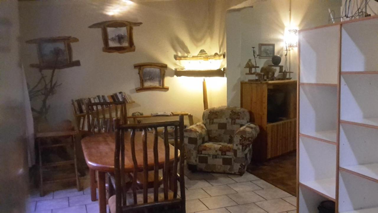 Bushwhacked Barberton Hotell Exteriör bild
